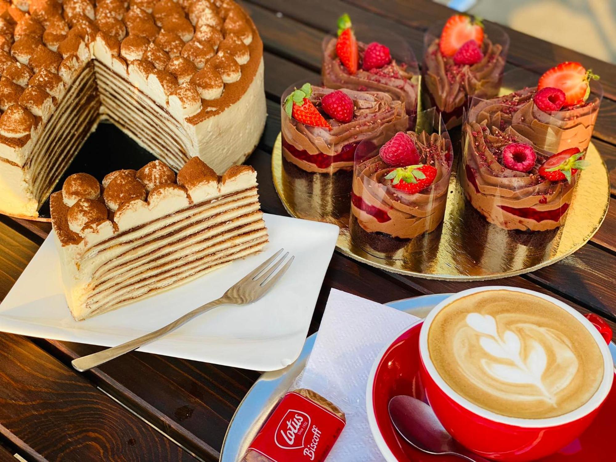 Aerocafe 호텔 파르티잔스케 외부 사진