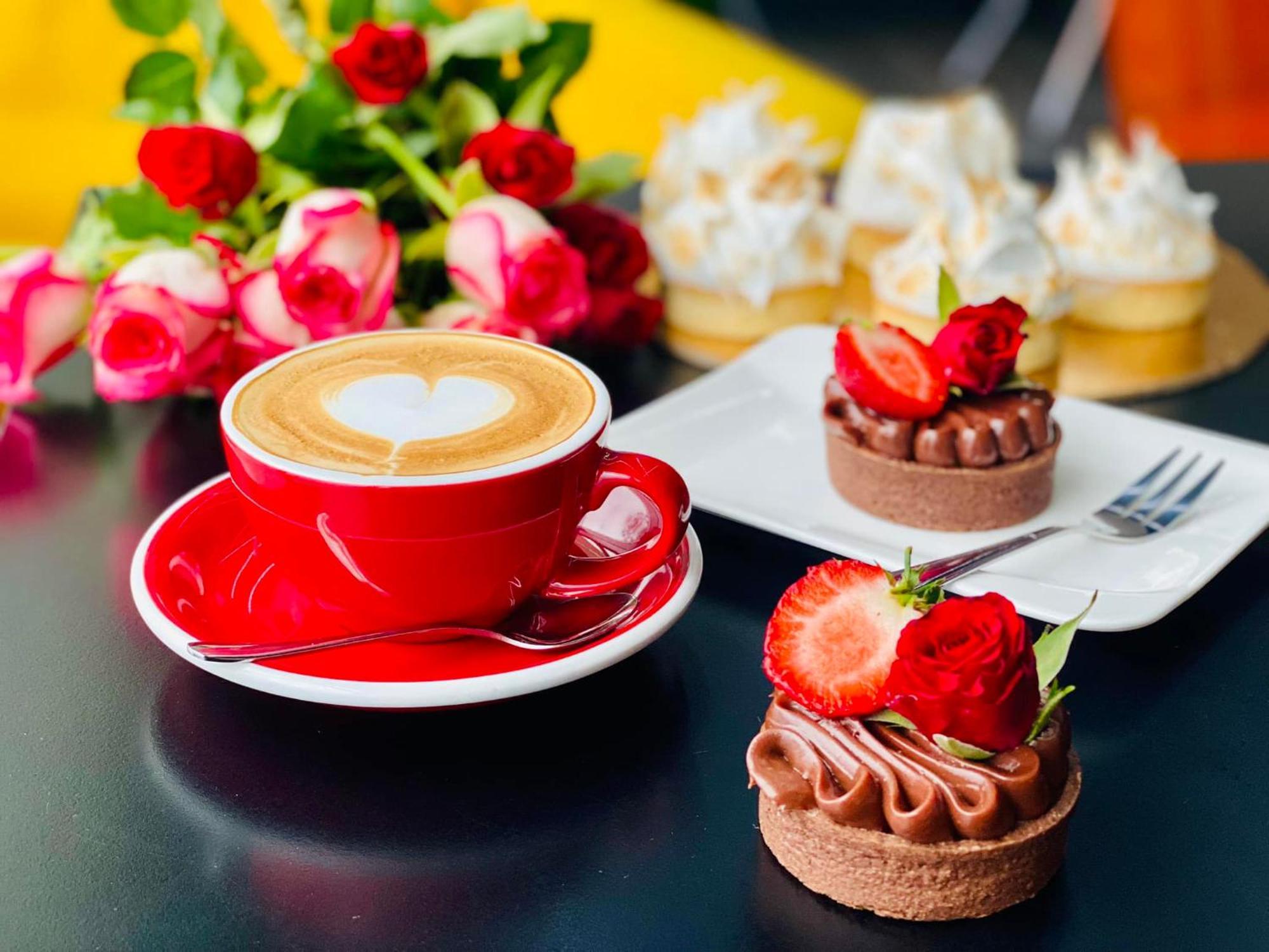 Aerocafe 호텔 파르티잔스케 외부 사진